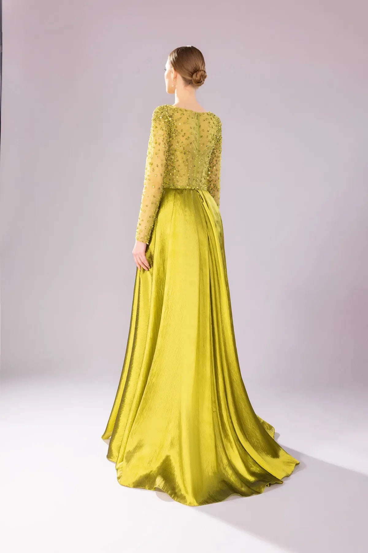 7062-İşleme Detaylı Yırtmaçlı Uzun Gece Elbise - Kenzel