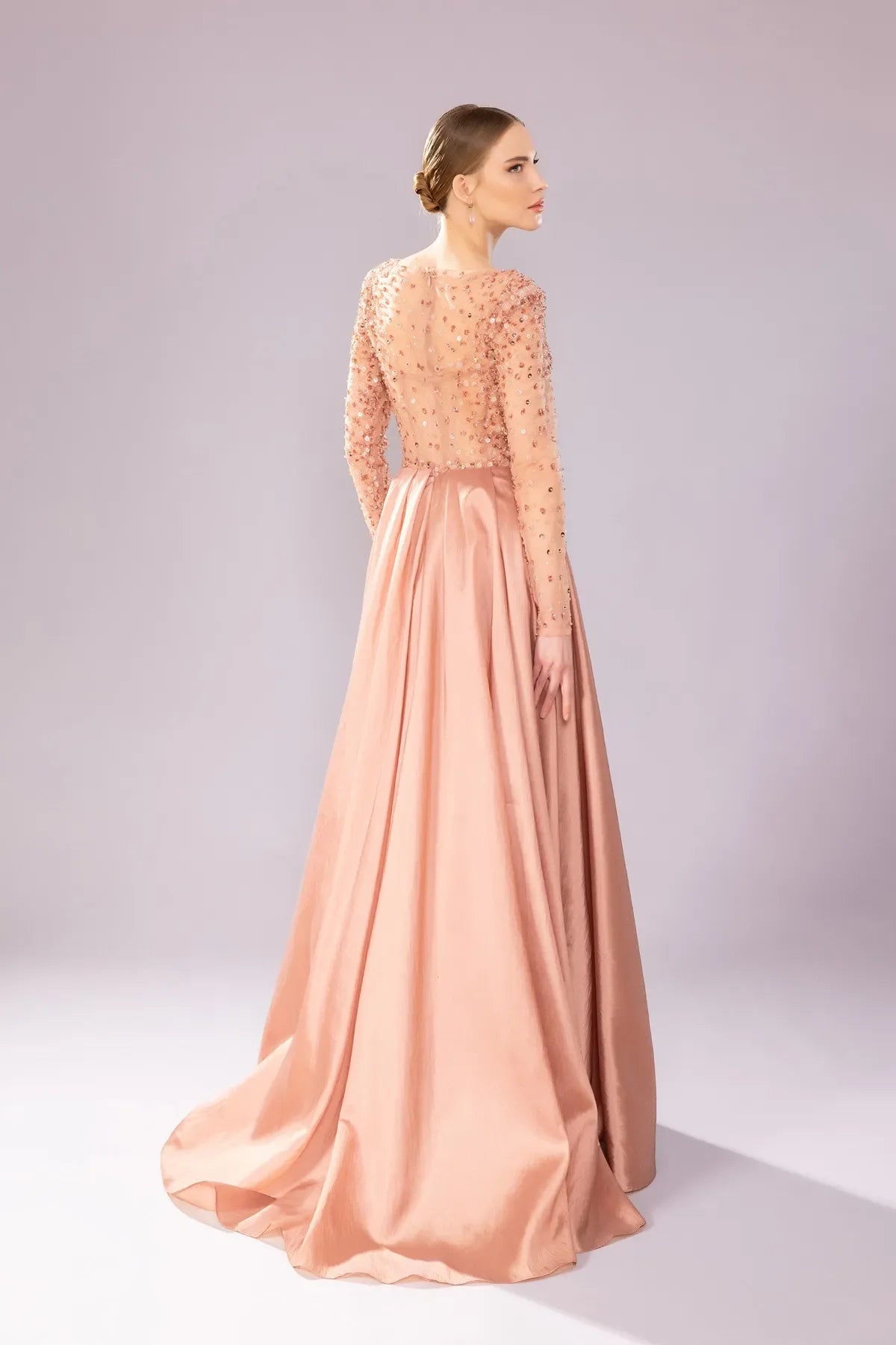 7062-İşleme Detaylı Yırtmaçlı Uzun Gece Elbise - Kenzel