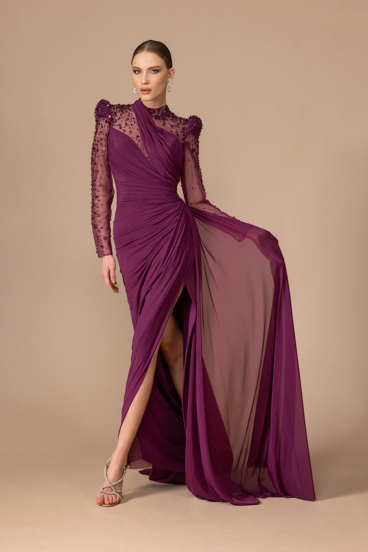 Transparan Uzun Kollu Yırtmaçlı Uzun Abiye Elbise 7065