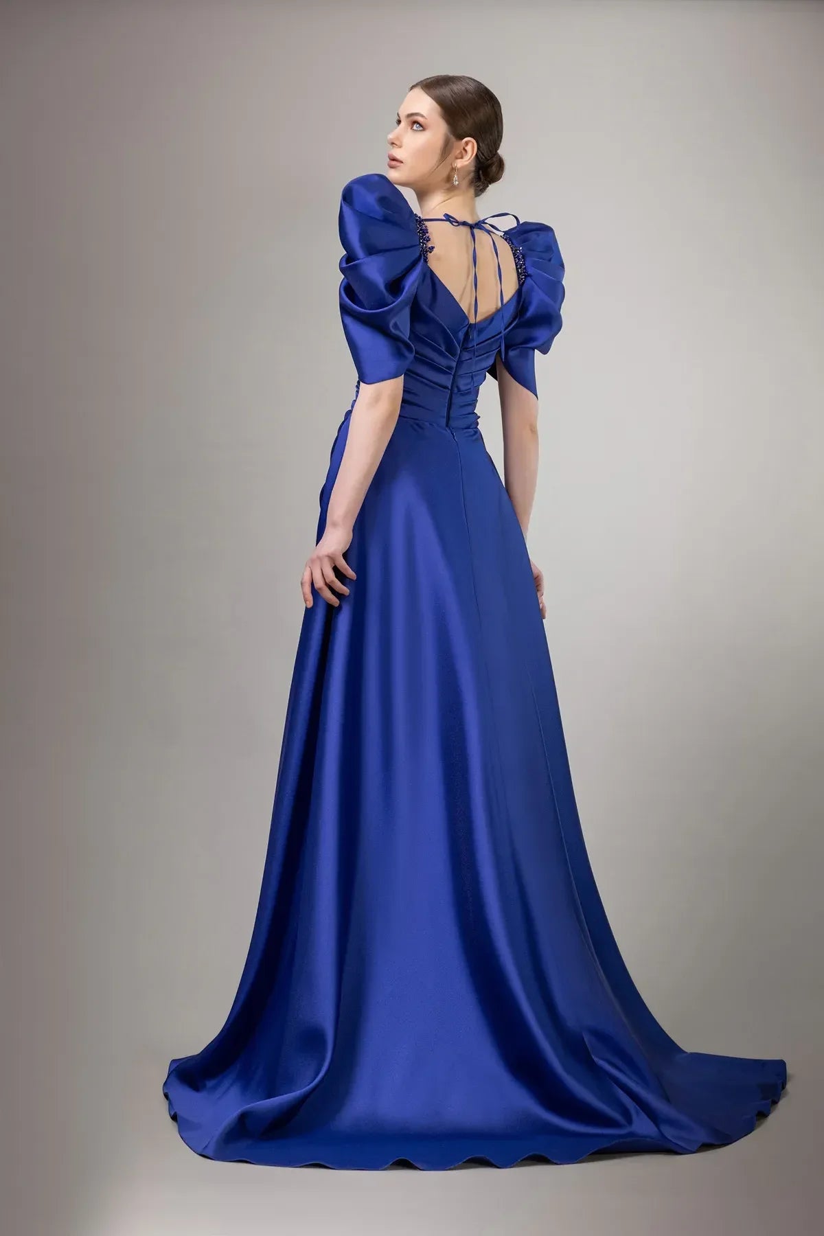 7094-Balon Kol Derin Yırtmaçlı Uzun Gece Elbise - Kenzel