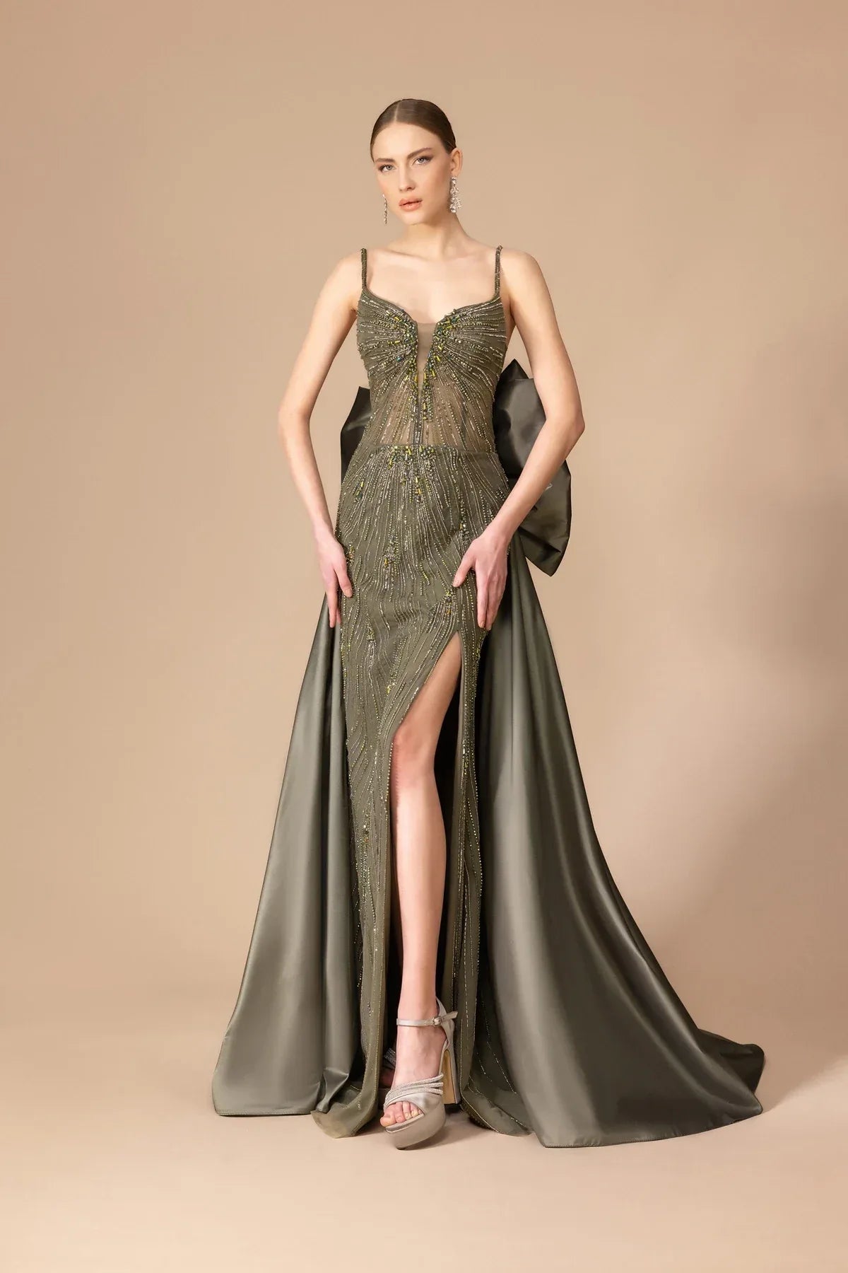 Askılı İşleme Kumaş Fiyonk Detaylı Uzun Elbise 7105 - Kenzel