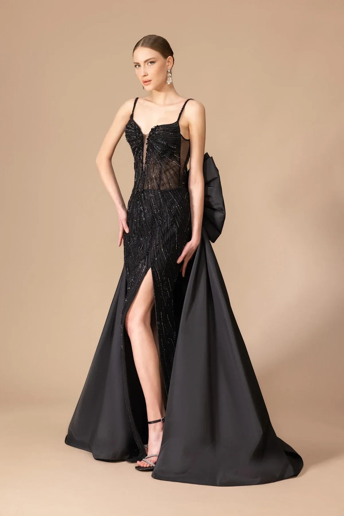 Askılı İşleme Kumaş Fiyonk Detaylı Uzun Elbise 7105 - Kenzel