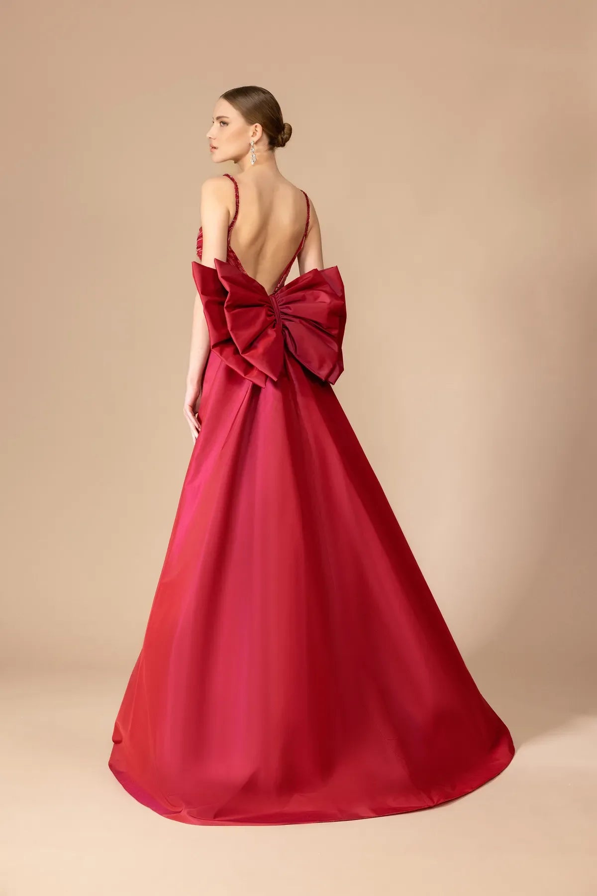 Askılı İşleme Kumaş Fiyonk Detaylı Uzun Elbise 7105 - Kenzel