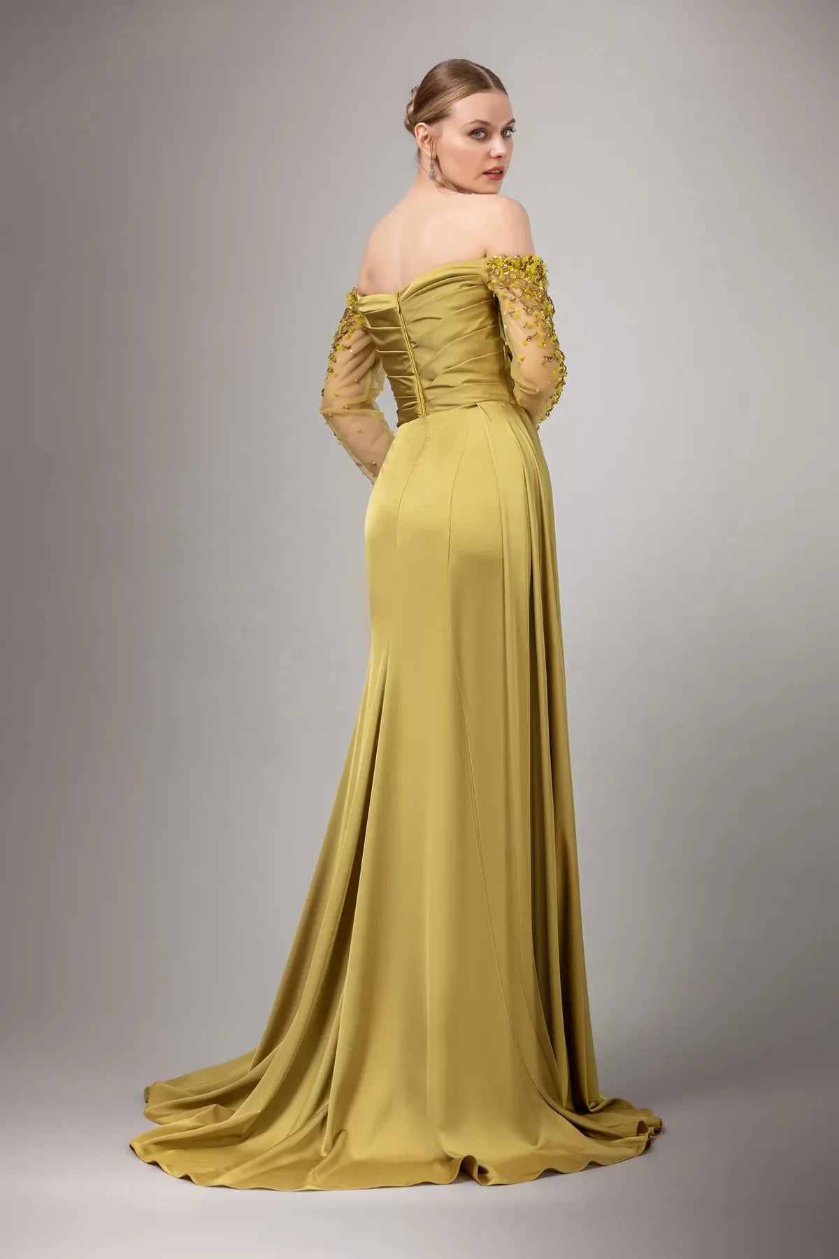 7108-Düşük Transparan Kollu Derin Yırtmaçlı Uzun Elbise - Kenzel