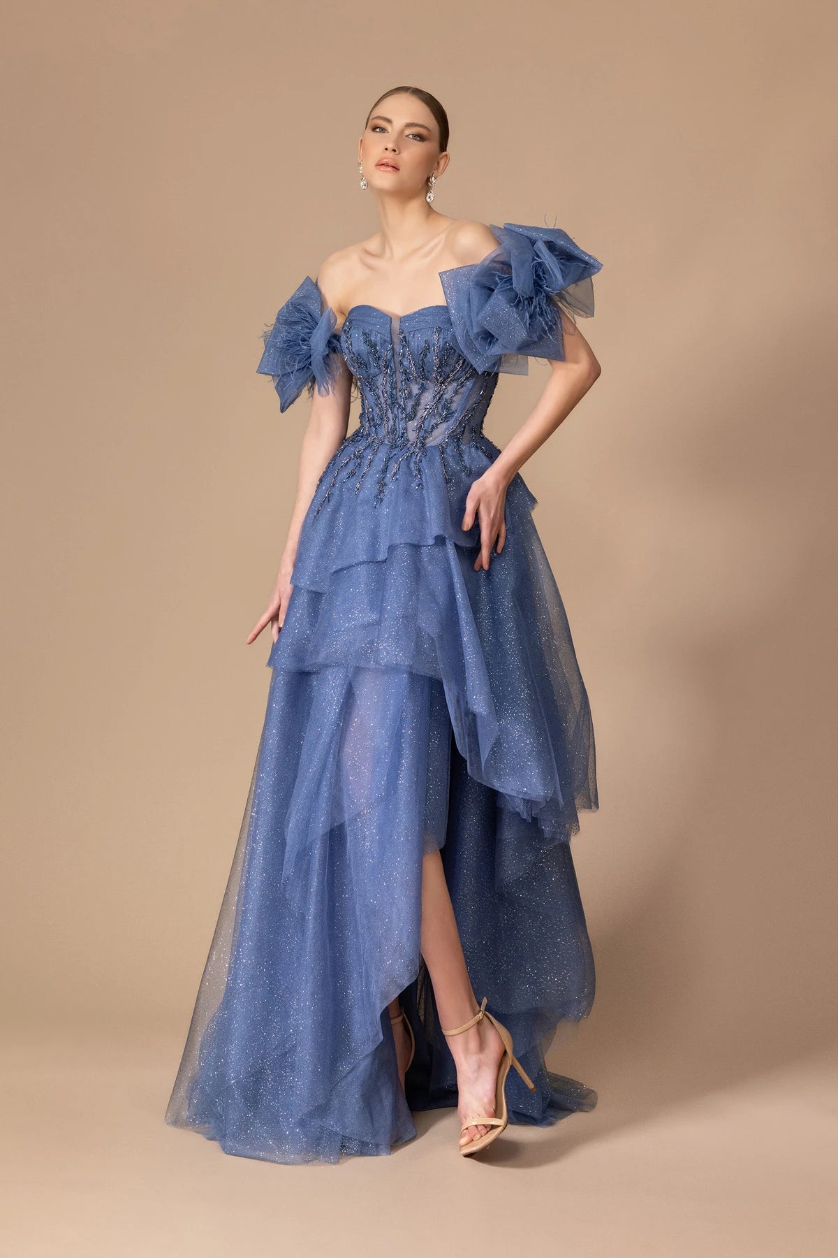 7125-İşleme Detaylı Kabarık Uzun Elbise