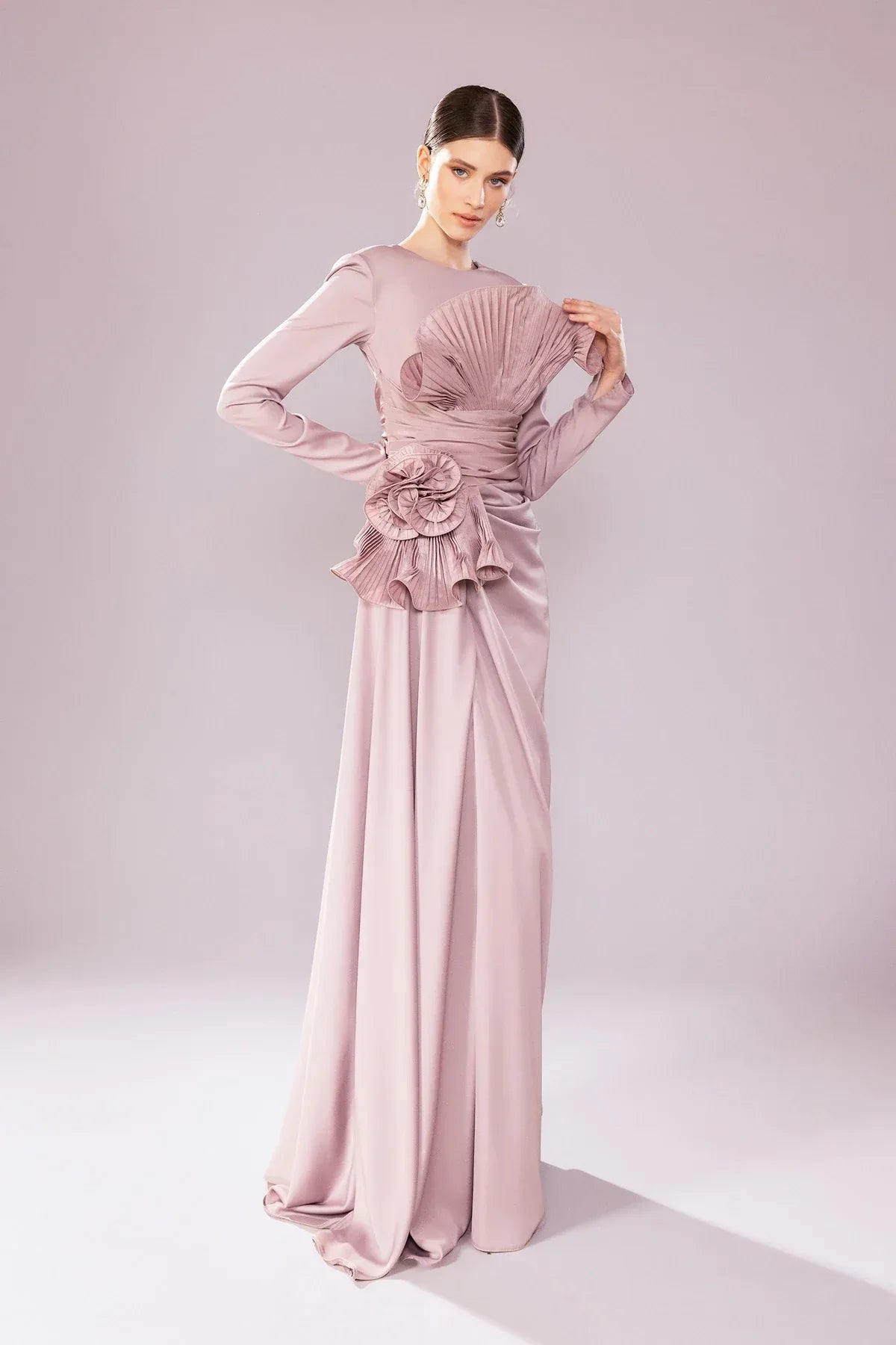 7203-Uzun Kollu Drapeli Tesettür Uzun Elbise - Kenzel