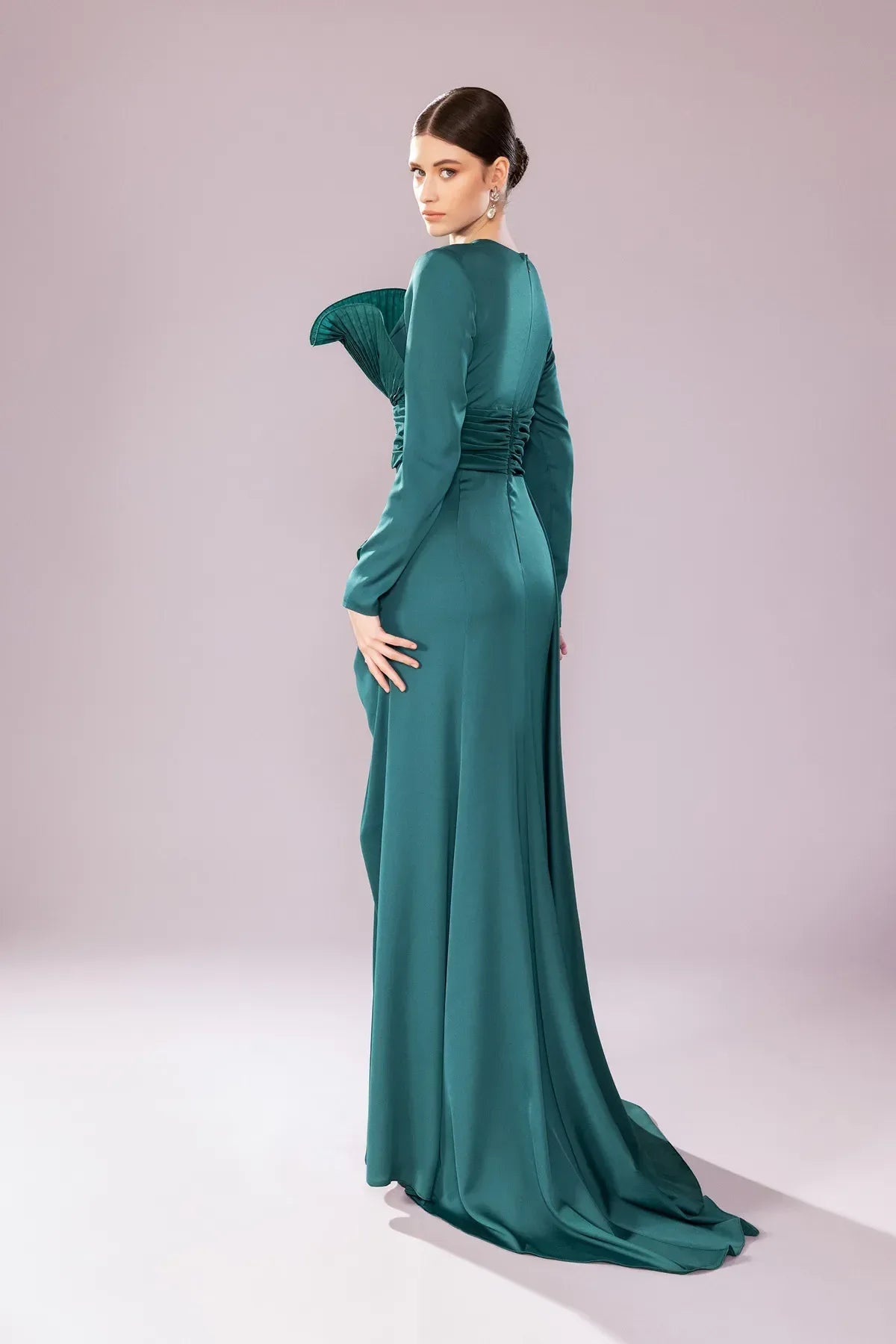 7203-Uzun Kollu Drapeli Tesettür Uzun Elbise - Kenzel