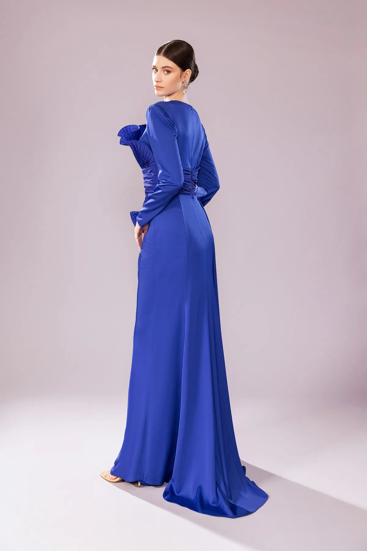 7203-Uzun Kollu Drapeli Tesettür Uzun Elbise