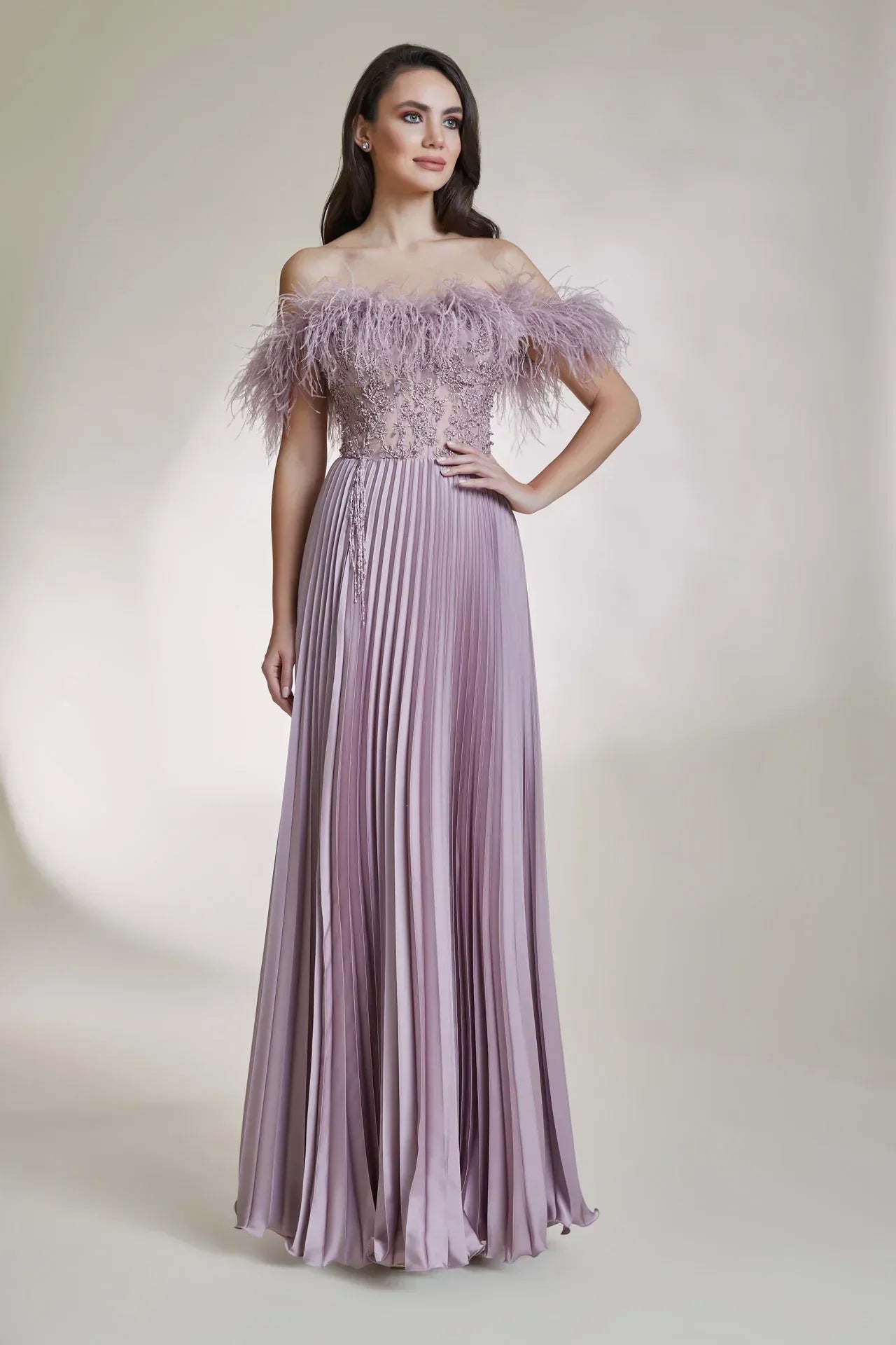 Otriş Detaylı Düşük Omuzlu Piliseli Uzun Elbise 9071 - Kenzel