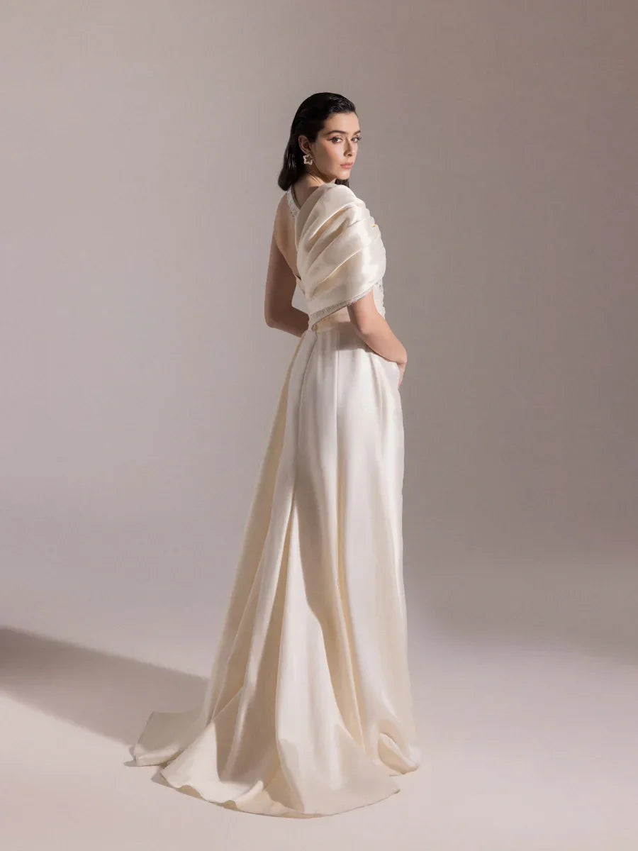 A25025-Asimetrik Kesim Şerit Taş Detaylı Drapeli Balık Abiye Elbise - Kenzel