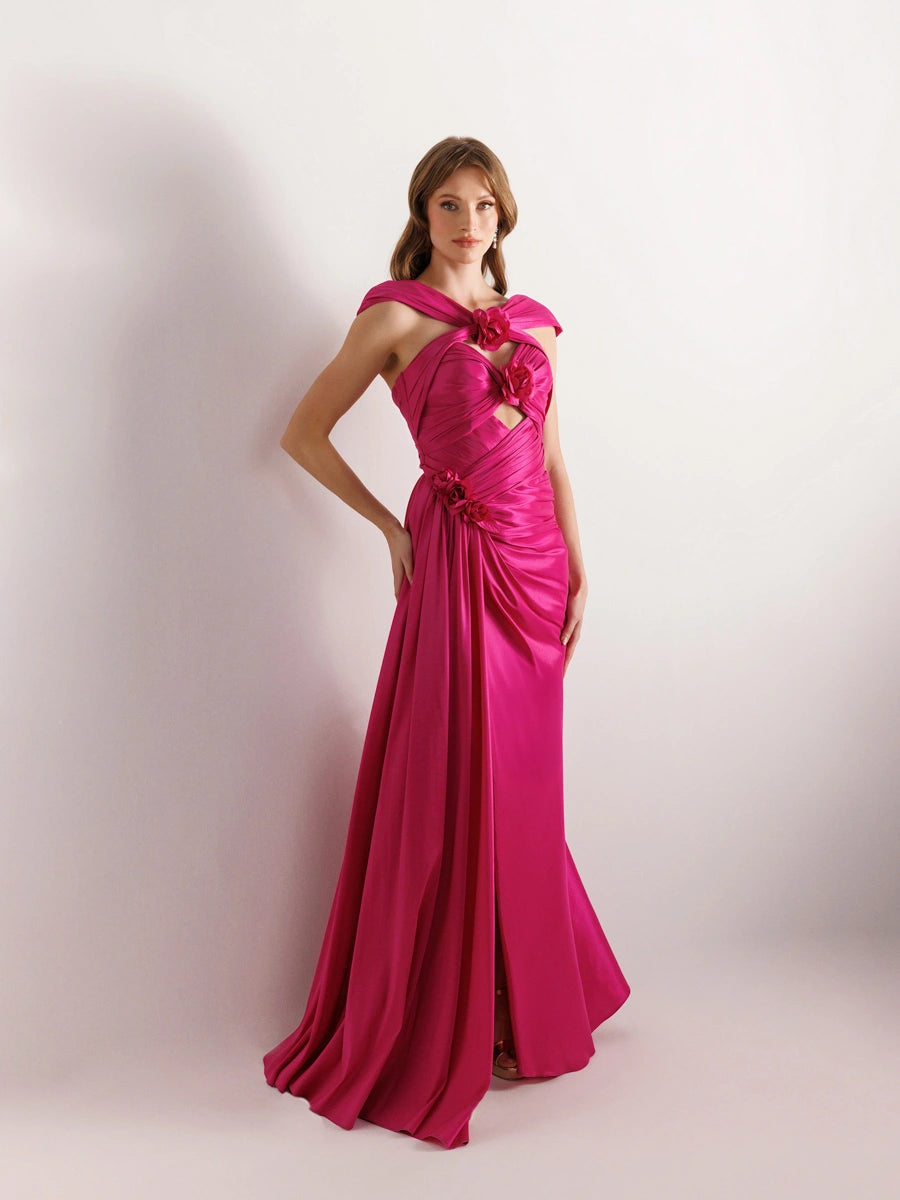 A25033-Çiçek Detaylı Yanı Kuyruklu Balık Abiye Elbise