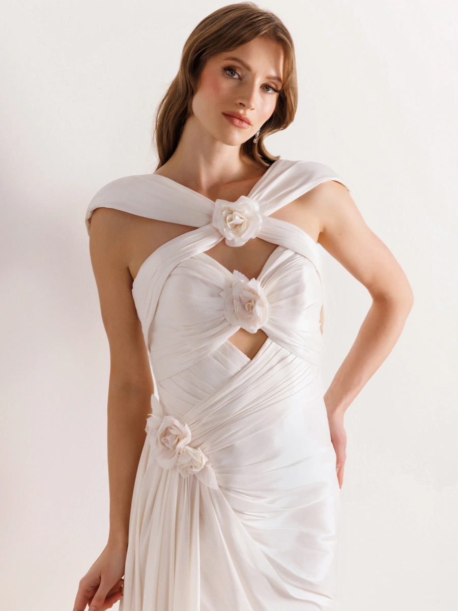 A25033-Çiçek Detaylı Yanı Kuyruklu Balık Abiye Elbise