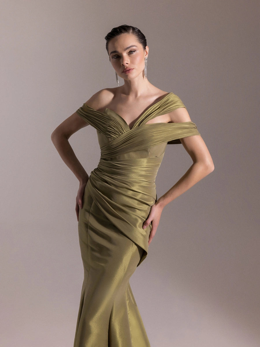 A25034-Kolları Şal Görünümlü Piliseli Balık Elbise