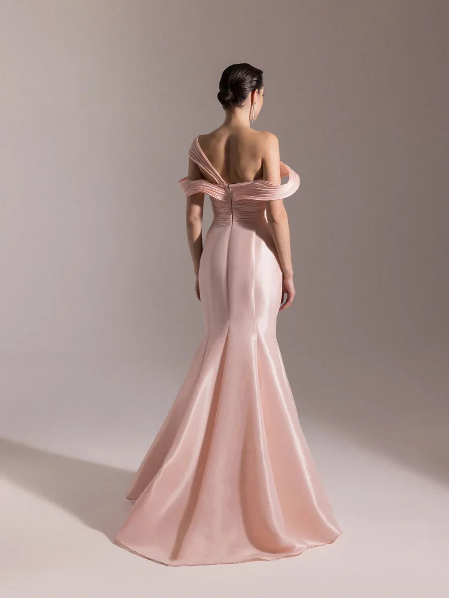 A25034-Kolları Şal Görünümlü Piliseli Balık Elbise - Kenzel