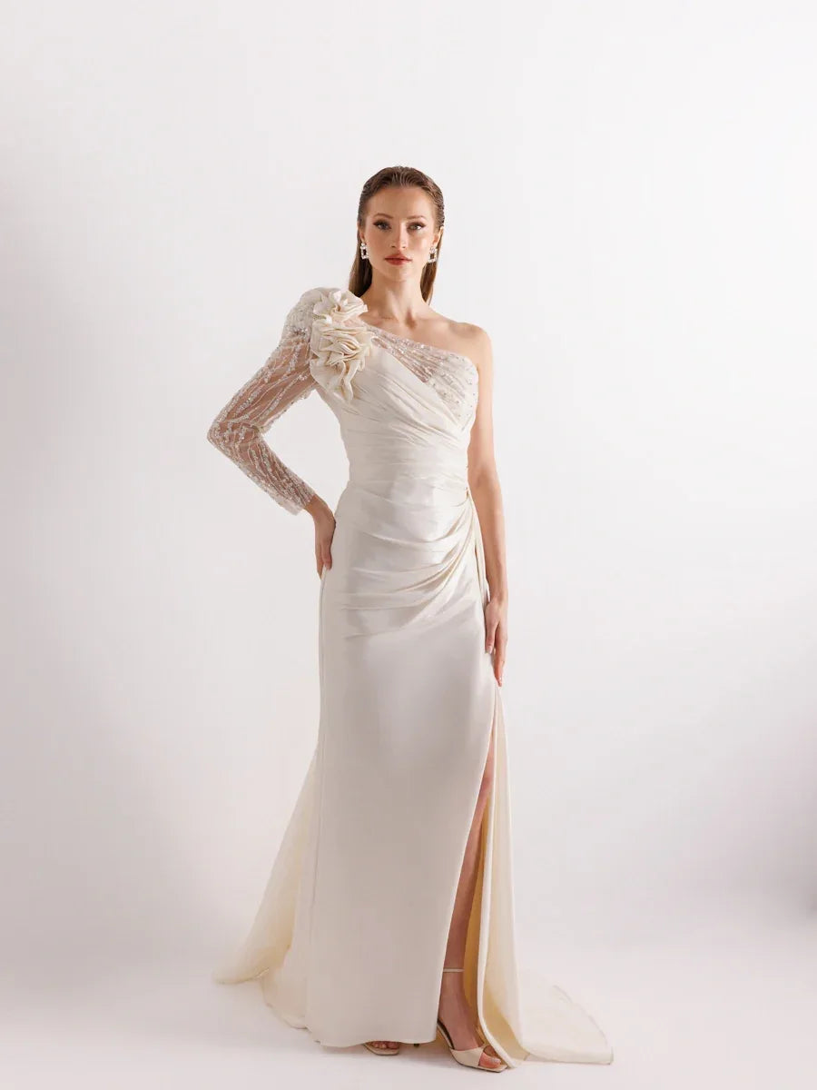 A25055-Tek Kollu Omuz Gül Detaylı Yıtmaçlı Balık Abiye Elbise - Kenzel