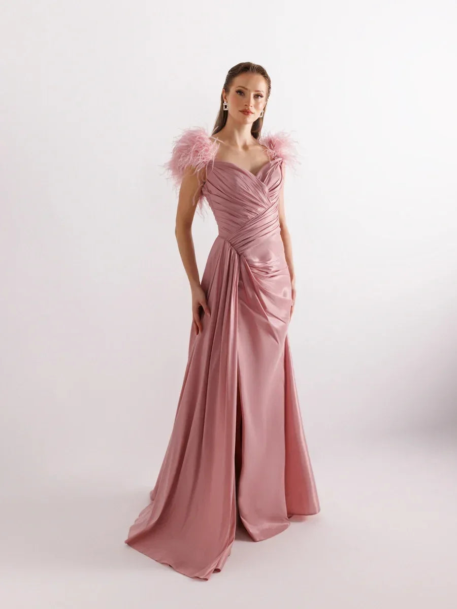 A25058-Omuzları Otrişli Yırtmaçlı Balık Abiye Elbise - Kenzel