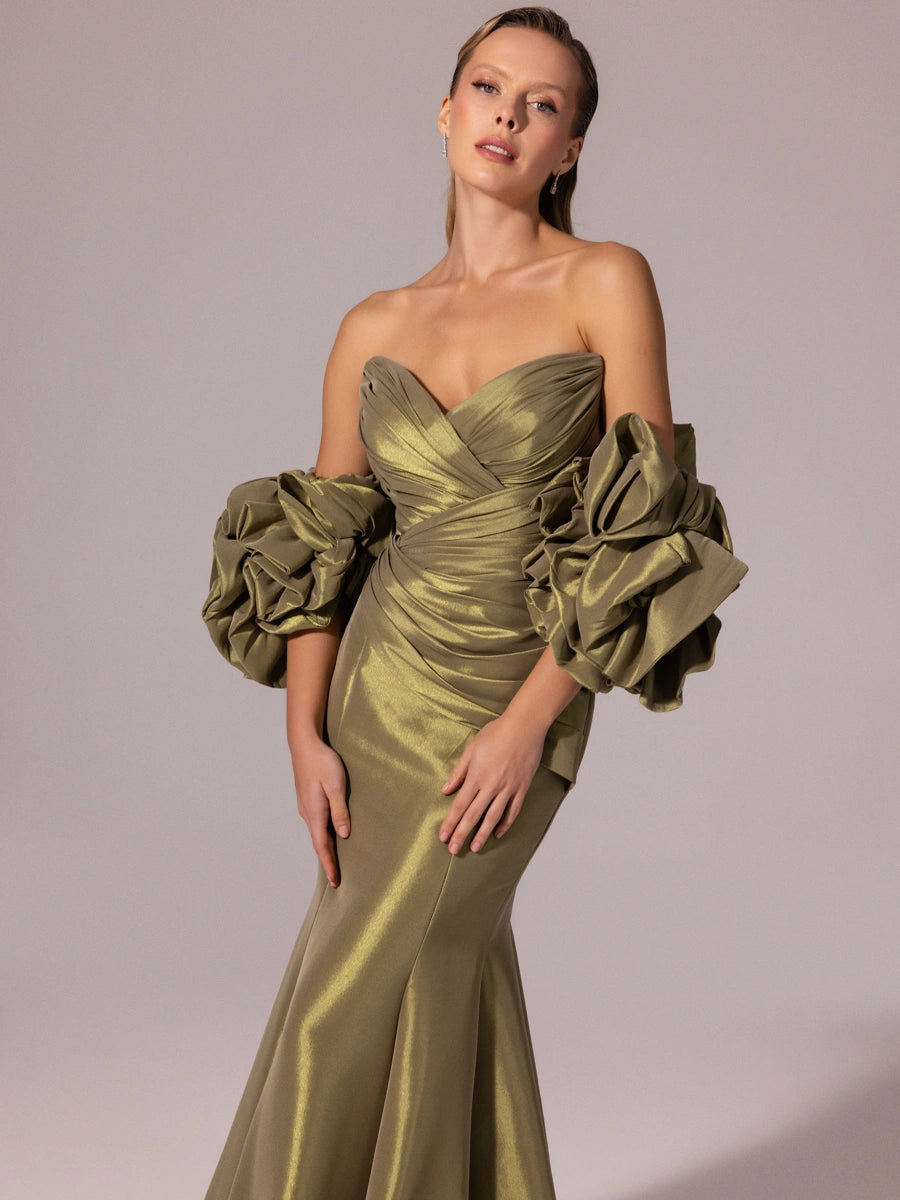 A25068-Straplez Drapeli Balon Kollu Uzun Abiye Elbise