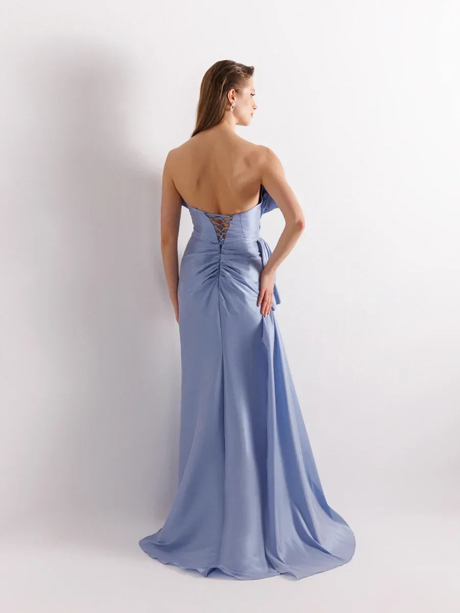 A25070-Straplez Beli Taş Detaylı Yırtmaçlı Balık Abiye Elbise - Kenzel