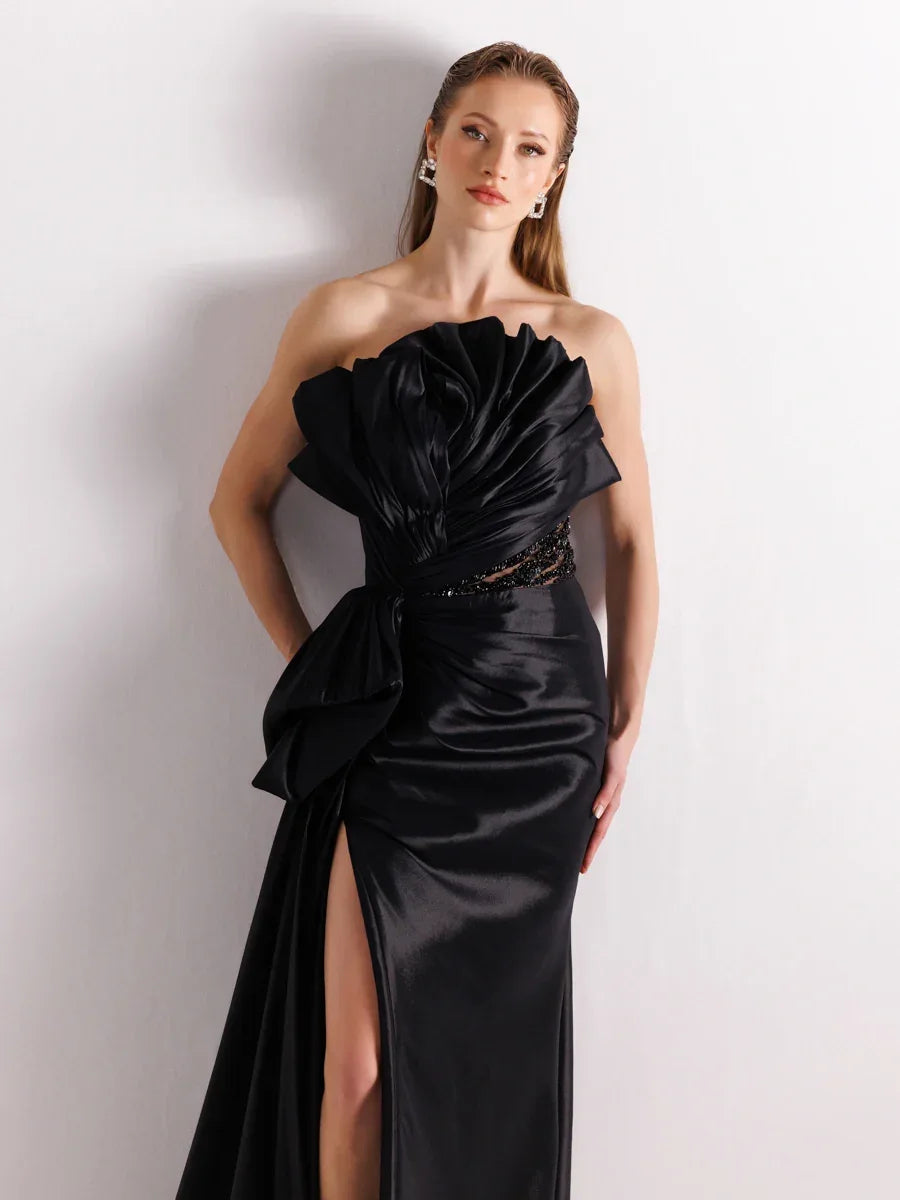 A25070-Straplez Beli Taş Detaylı Yırtmaçlı Balık Abiye Elbise - Kenzel