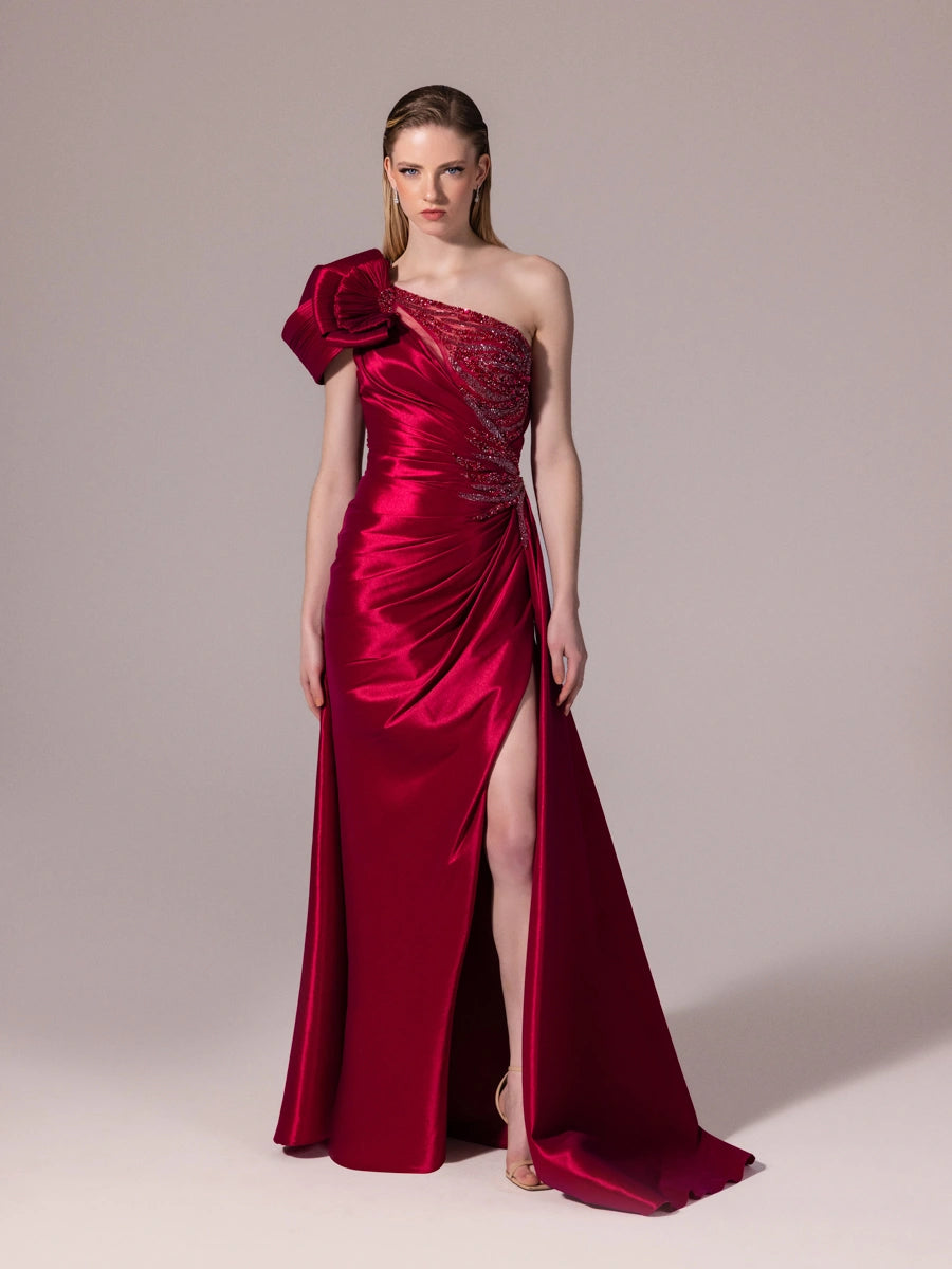 A25085-Asimetrik Kesim Göğsü İşlemeli Yırtmaçlı Balık Abiye Elbise - Kenzel