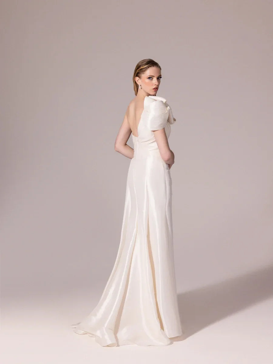 A25085-Asimetrik Kesim Göğsü İşlemeli Yırtmaçlı Balık Abiye Elbise - Kenzel