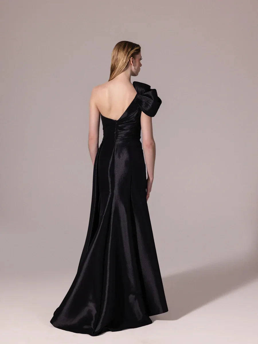 A25085-Asimetrik Kesim Göğsü İşlemeli Yırtmaçlı Balık Abiye Elbise - Kenzel