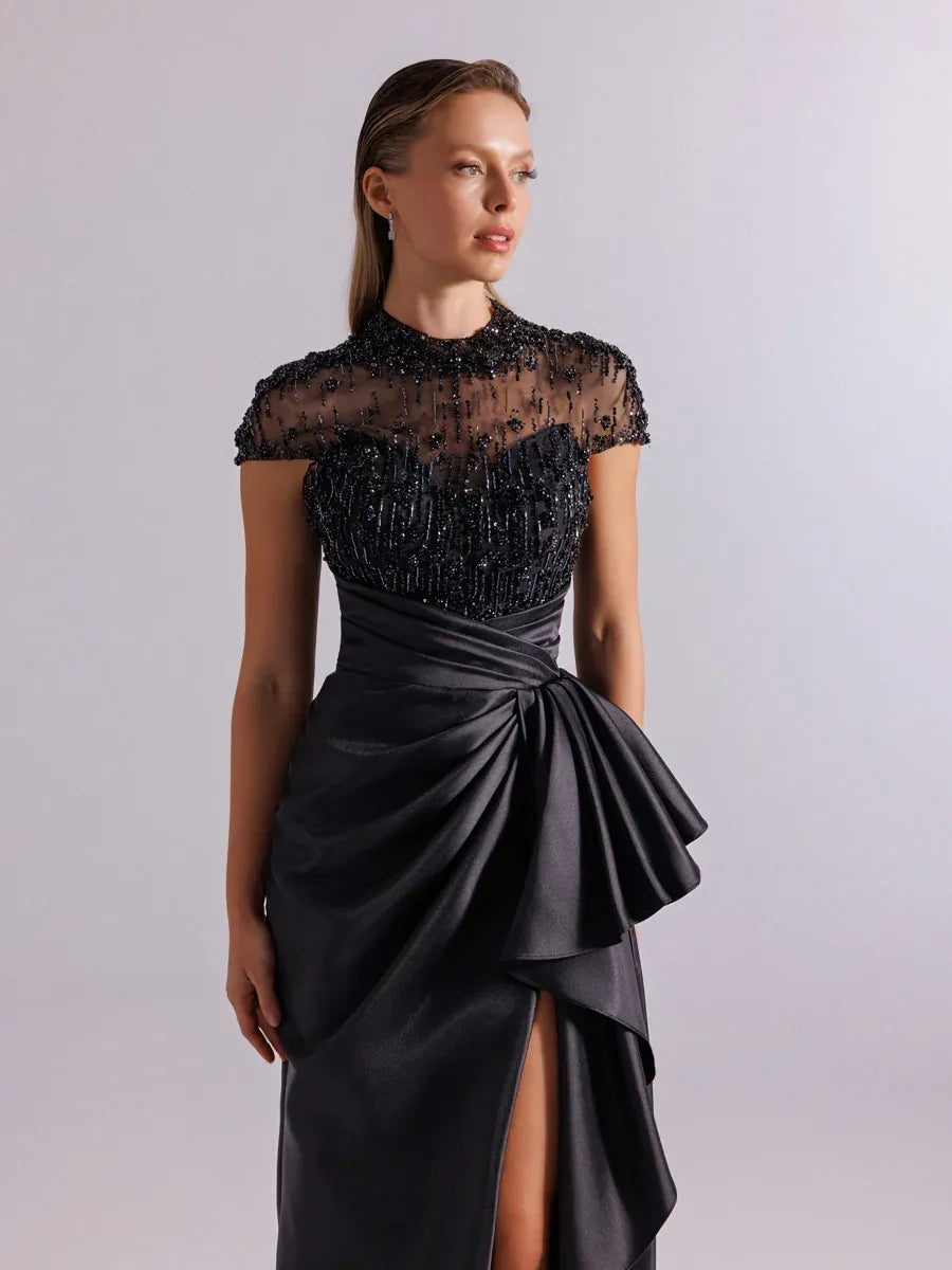 A25094- Üst kısım Taş İşlemeli Yırtmaçlı Uzun Abiye Elbise - Kenzel