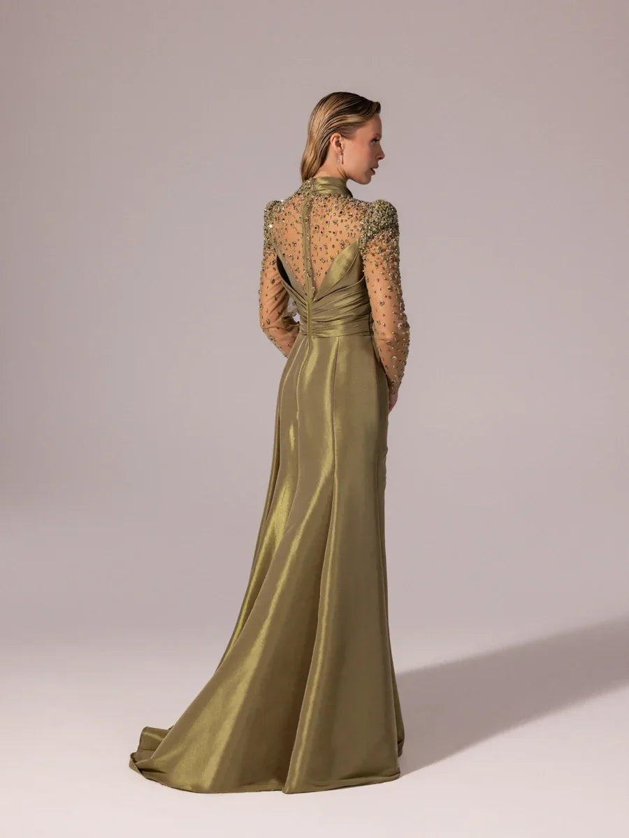 A25096-Kolları İşlemeli Asimetrik Drapeli Balık Abiye Elbise - Kenzel