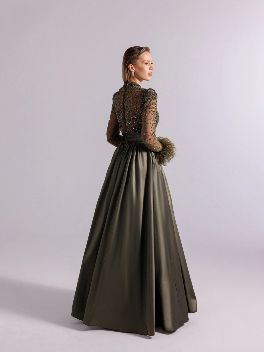 A25100-Hakim Yaka Uzun Kollu Taş İşlemeli Uzun Abiye Elbise