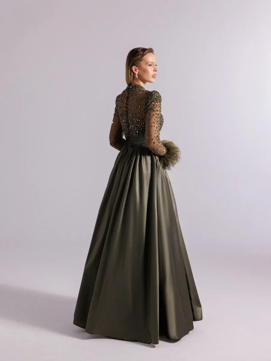 A25100-Hakim Yaka Uzun Kollu Taş İşlemeli Uzun Abiye Elbise - Kenzel