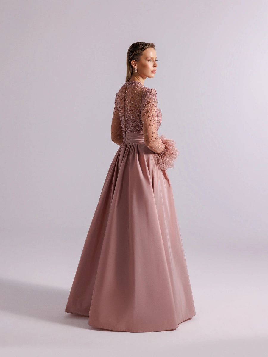 A25100-Hakim Yaka Uzun Kollu Taş İşlemeli Uzun Abiye Elbise