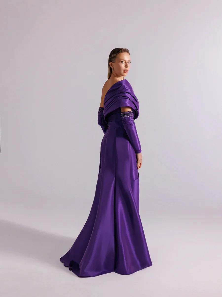 A25102-Straplez Tek Omuz Göğüsü ve kolları İşleme Detaylı Balık Abiye - Kenzel