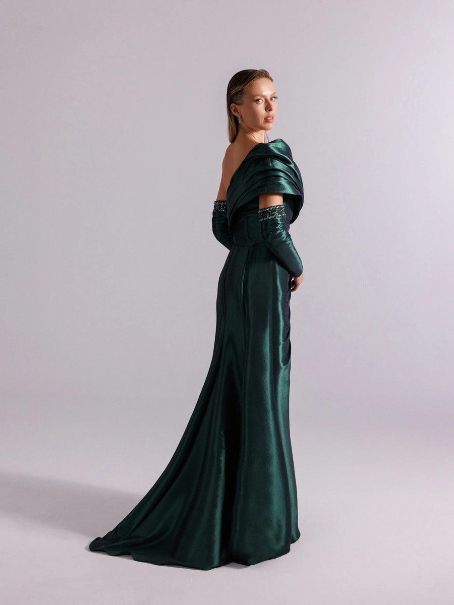 A25102-Straplez Tek Omuz Göğüsü ve kolları İşleme Detaylı Balık Abiye