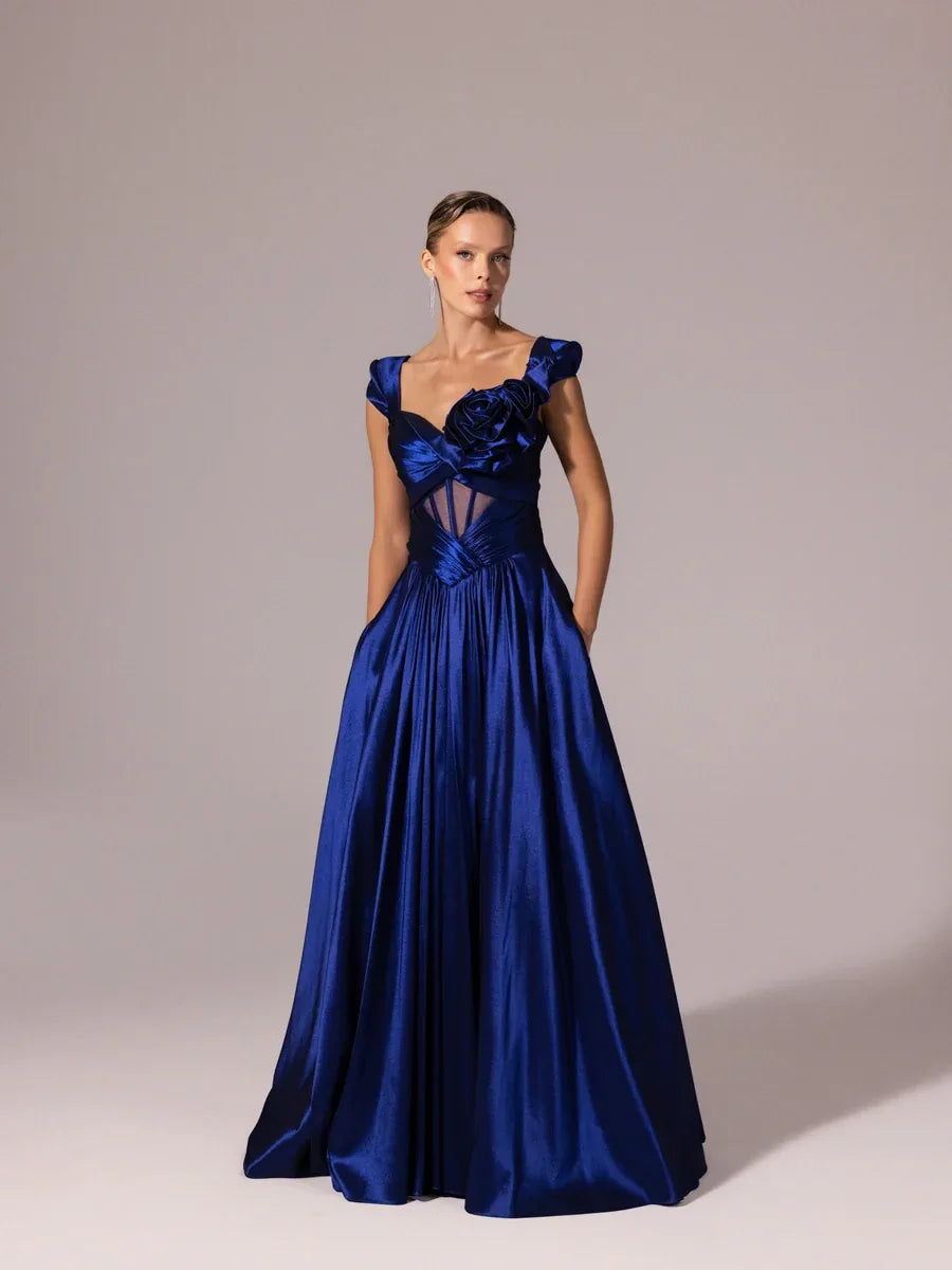 A25110-Vatkalı Kısa Kollu Gül Detaylı Kabarık Abiye Elbise - Kenzel