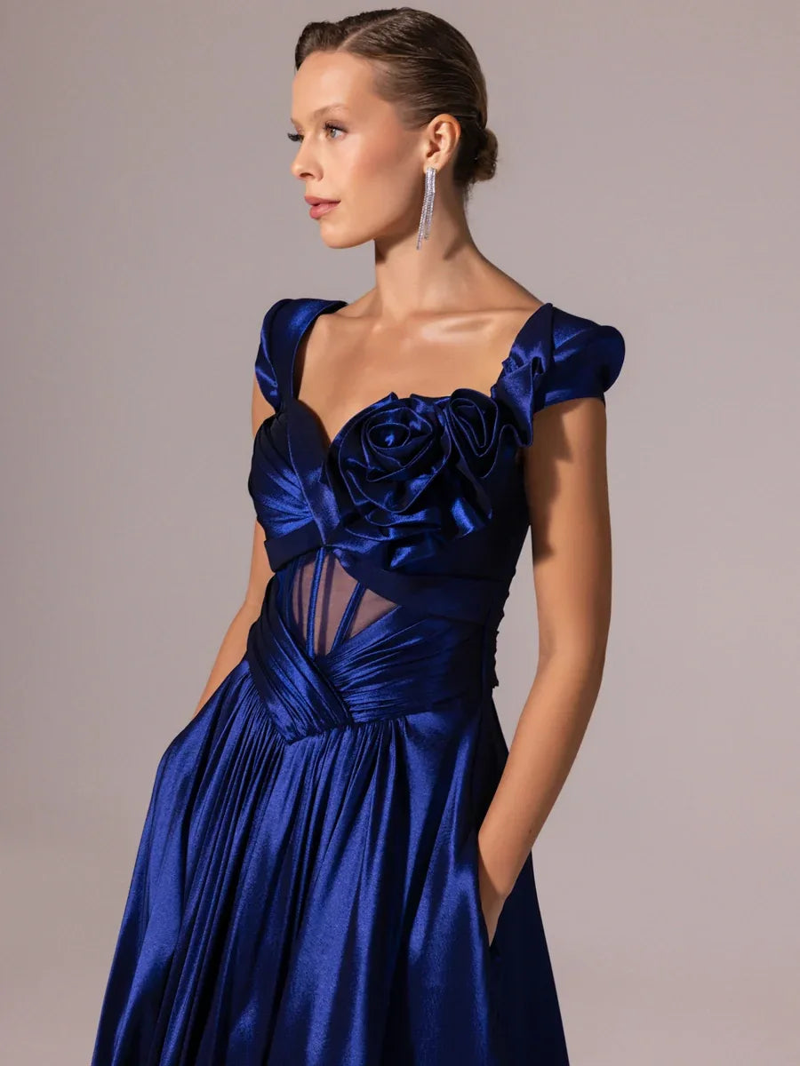 A25110-Vatkalı Kısa Kollu Gül Detaylı Kabarık Abiye Elbise - Kenzel