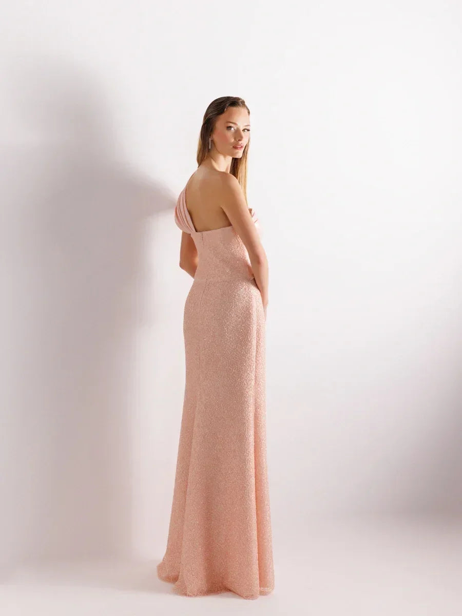 A25111-Tek Omuz Drapeli Payetli Balık Abiye Elbise - Kenzel