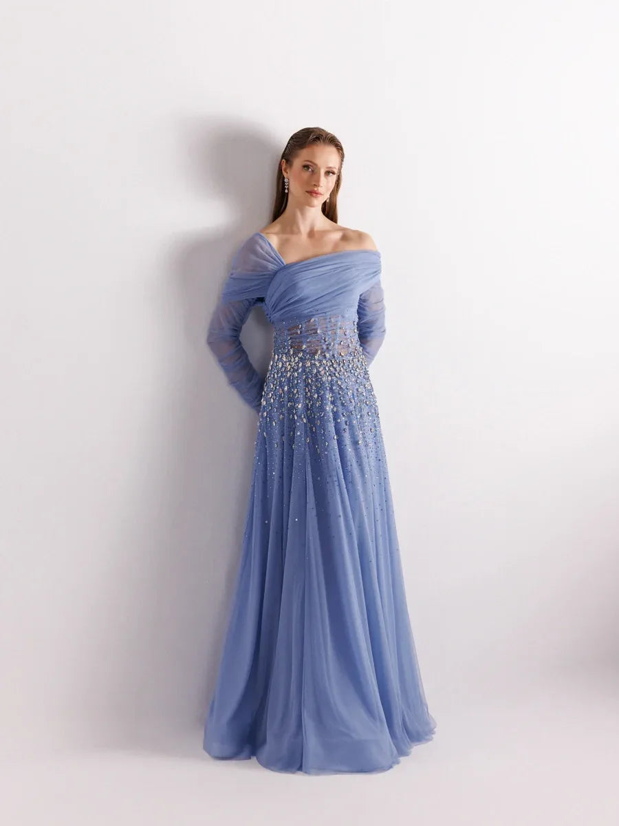 A25127-Straplez Uzun Kollu Full beden İşlemeli Prenses Abiye Elbise - Kenzel