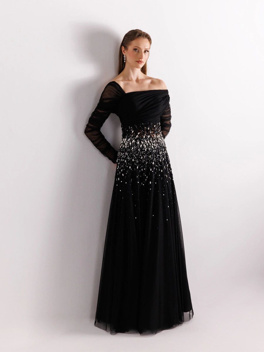 A25127-Straplez Uzun Kollu Full beden İşlemeli Prenses Abiye Elbise