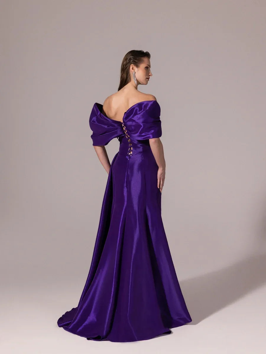 A25177-Straplez Şal Kol Çiçek Detaylı Yırtmaçlı Balık Abiye Elbise - Kenzel