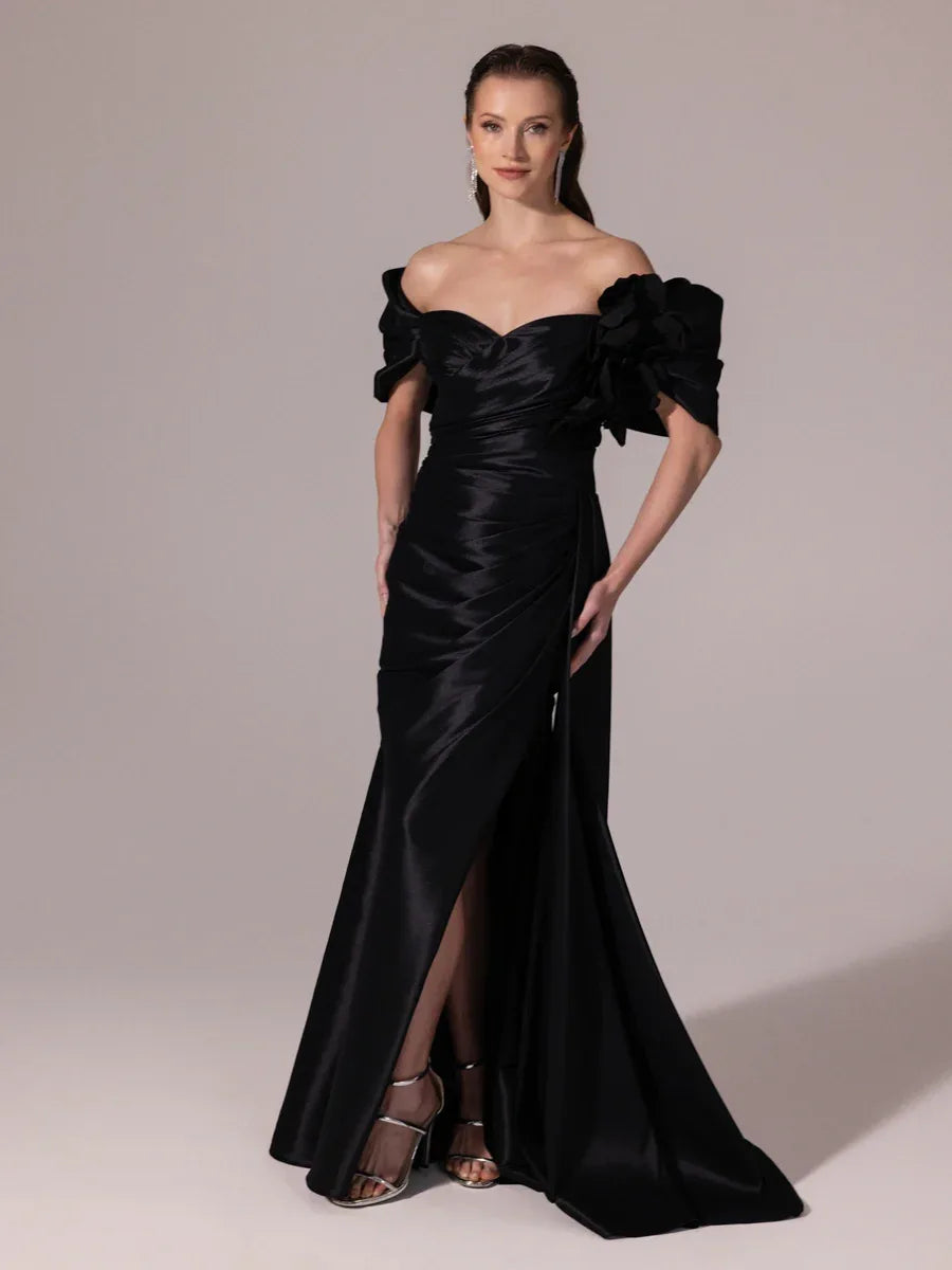 A25177-Straplez Şal Kol Çiçek Detaylı Yırtmaçlı Balık Abiye Elbise - Kenzel