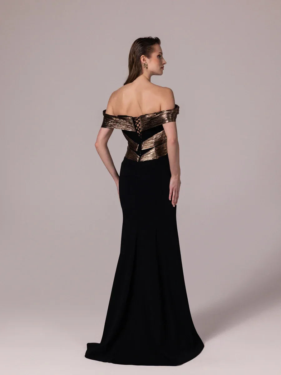 A25179-Parlak Kumaş Garnili Yakası İşlemeli Balık Abiye Elbise - Kenzel