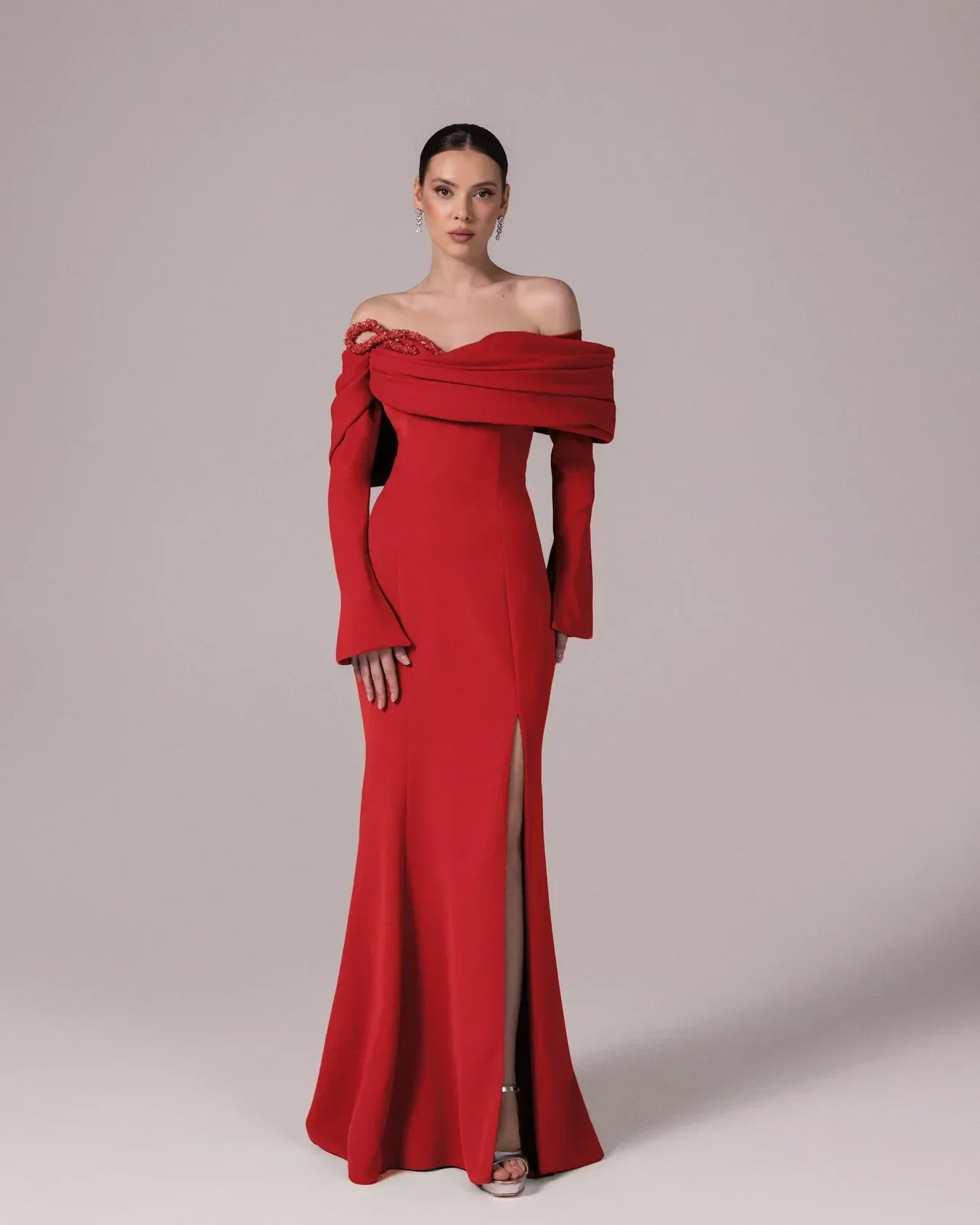 A25182-Yakası Taş Detaylı Yırtmaçlı Balık Abiye Elbise - Kenzel