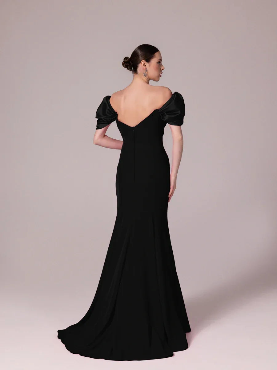 A25185-Kalp Yaka Degajeli Saten Garnili Uzun Abiye Elbise - Kenzel