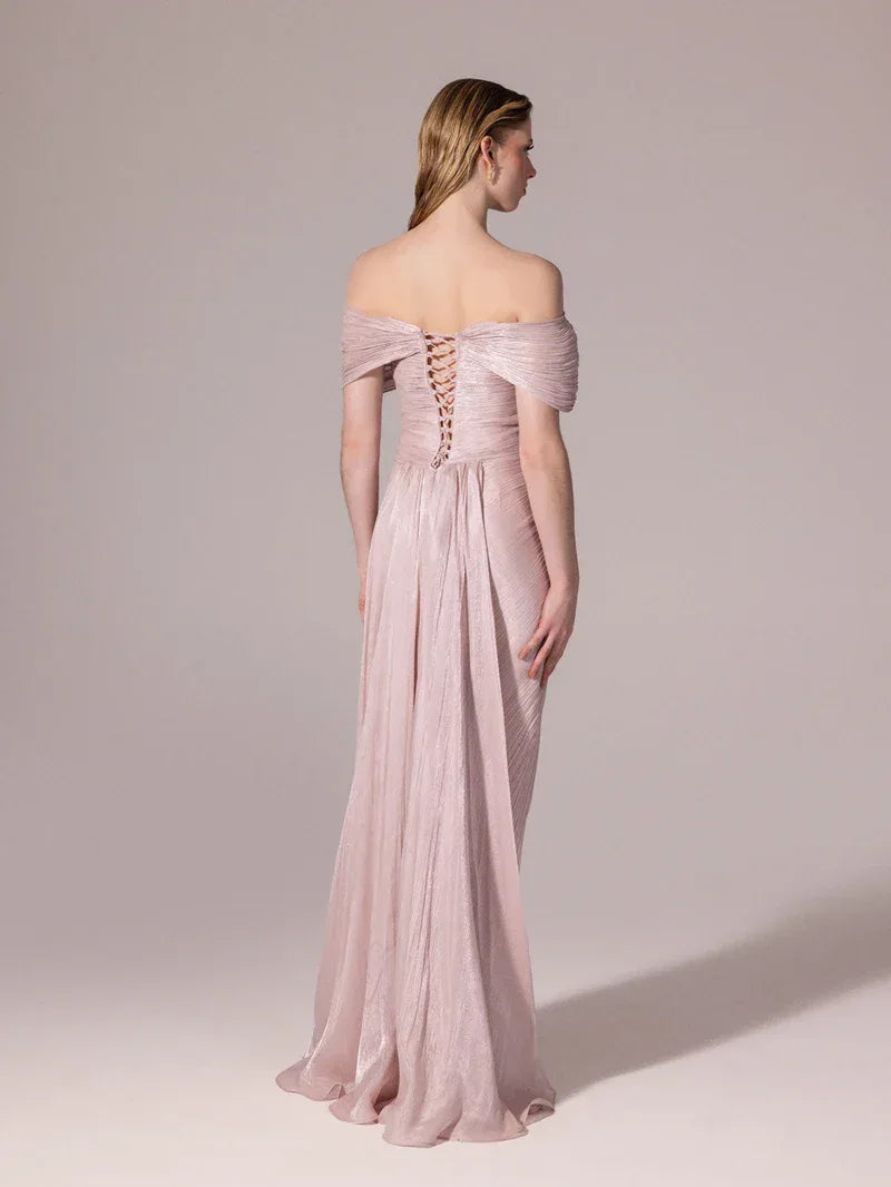 A25189-Önü İşlemeli Omuz Detaylı Pliseli Uzun Elbise - Kenzel