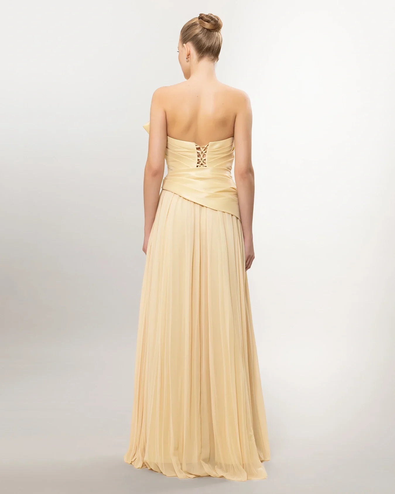 A26027-Straplez Drapeli Pileli Uzun Abiye Elbise - Kenzel