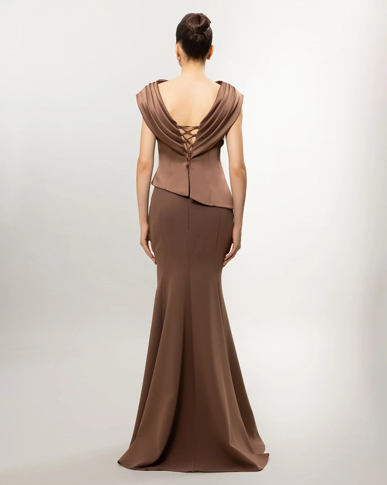 A26028-Drapeli Yaka Peplum Detaylı Balık Abiye Elbise - Kenzel