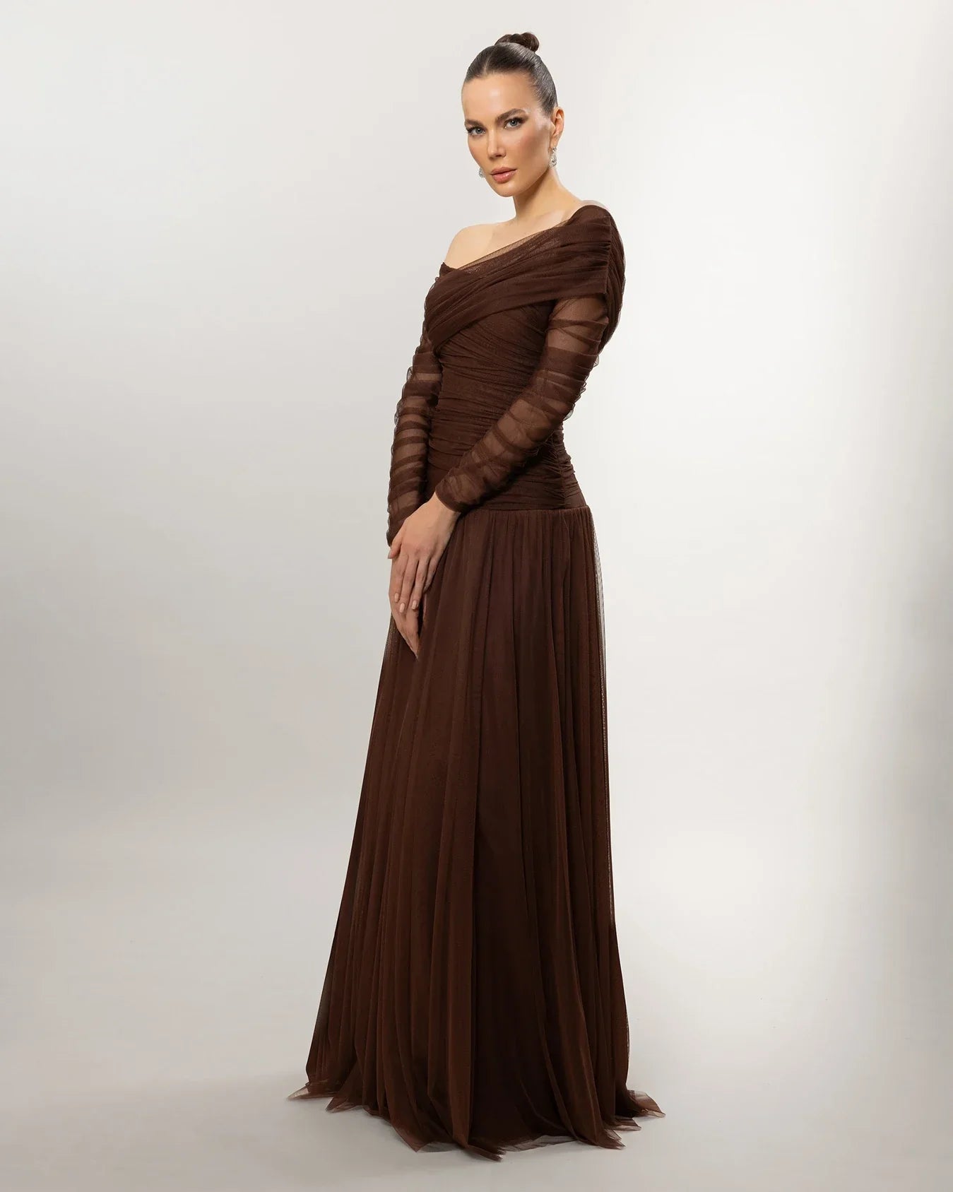 A26111-Düşük Omuz Uzun Kollu Drape Detaylı Abiye - Kenzel