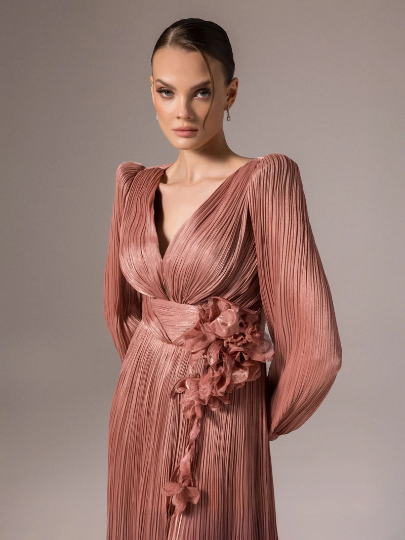 25002-Çiçek Tasarımlya V Yaka Kloş Elbise