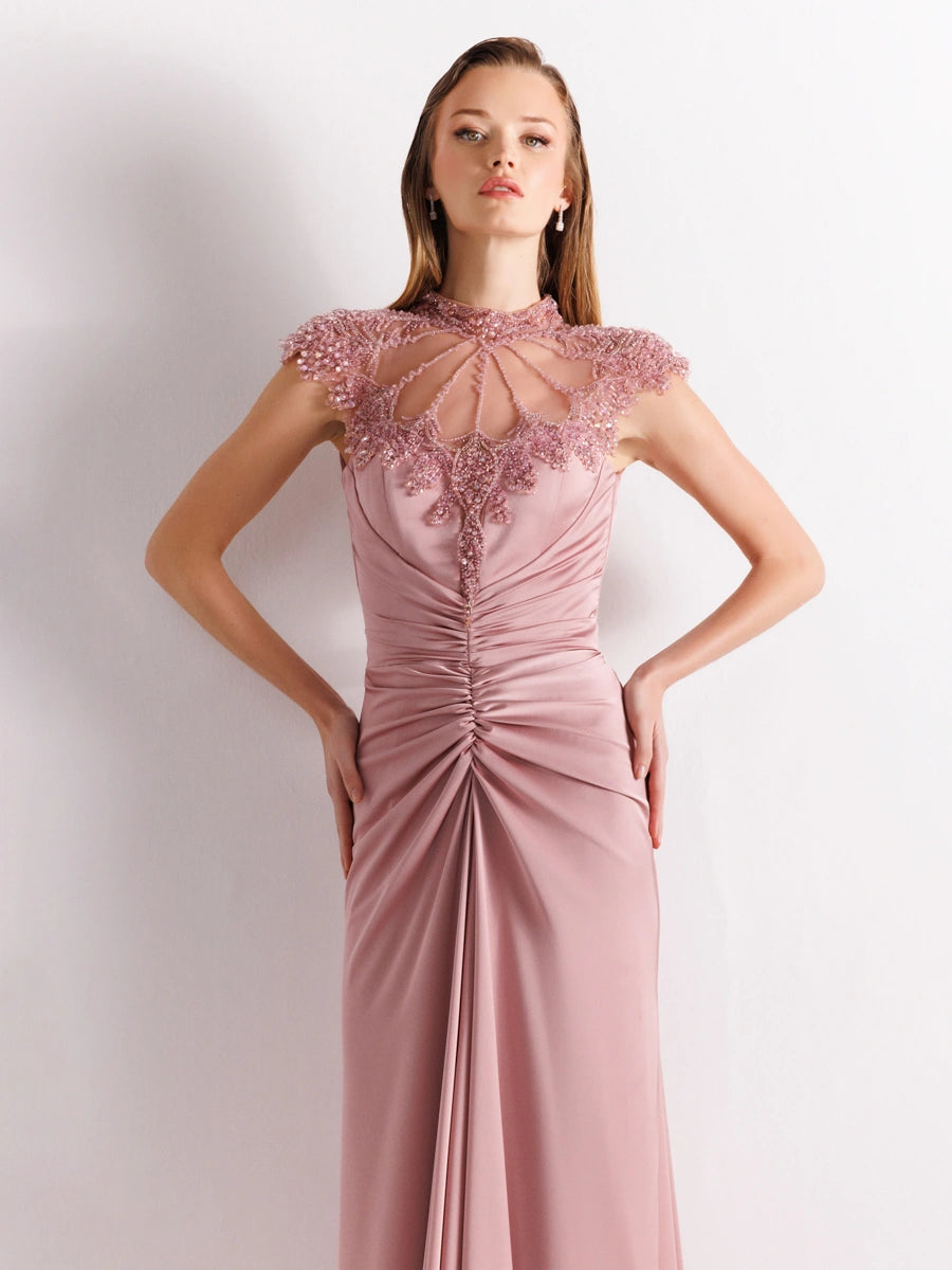 25017-İşleme Detaylı Hakim Yaka Balık Abiye Elbise