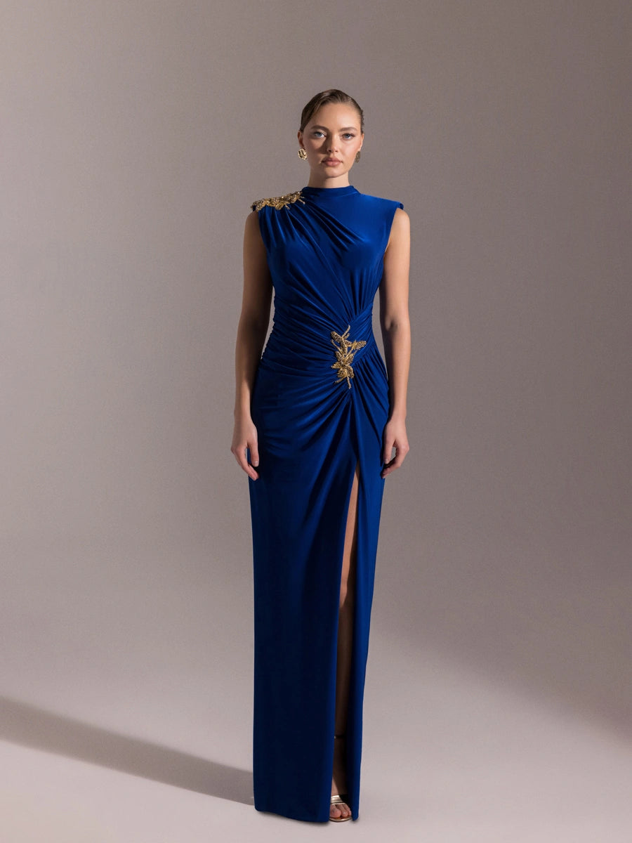 25019-Vatkalı Hakim Yaka Yırtmaçlı Uzun Abiye Elbise